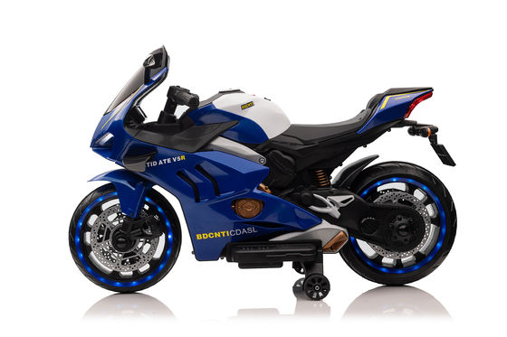 PP-Plastik Wiederaufladbare Kinder Motorrad Zwei-Räder Fahrt auf dem Auto für Kinder im Alter von 2-4 Jahren