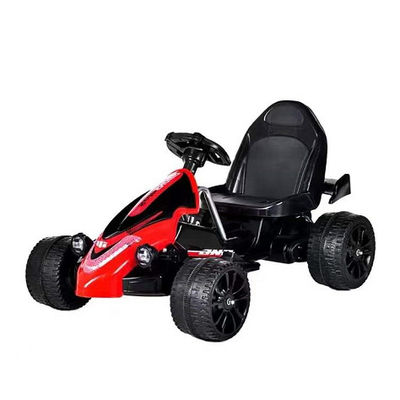 Klassisches Design 4 Räder Fernbedienung Fahrt auf Pedal Go Karts für Kinder 106*70*65 Größe