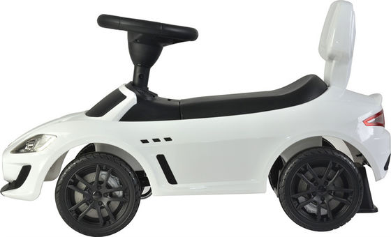 Sichere und sichere Kinder Mini 4-Rad-Spielzeugfahrzeug für die Altersgruppe von 2 bis 4 Jahren Hergestellt