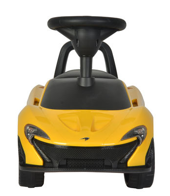 Fein verarbeitete farbenfrohe Mini-Kinder fahren auf Autospielzeug für Kinder Altersbereich 5-7 Jahre