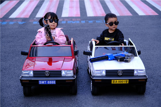 Elektrische Fahrt für Kinder mit Musik und Licht für Kinder zwischen 3 und 8 Jahren