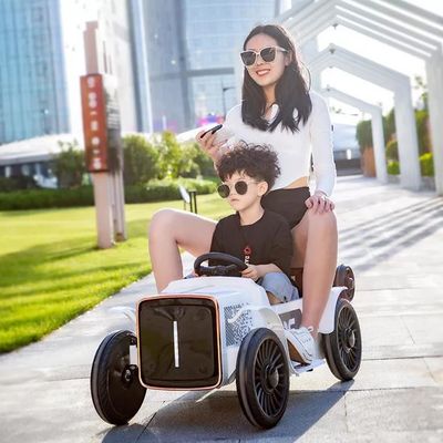 Elektroauto für Kinder mit Anhänger 12V Batterie Antriebsfahrt auf Auto Traktor direkt