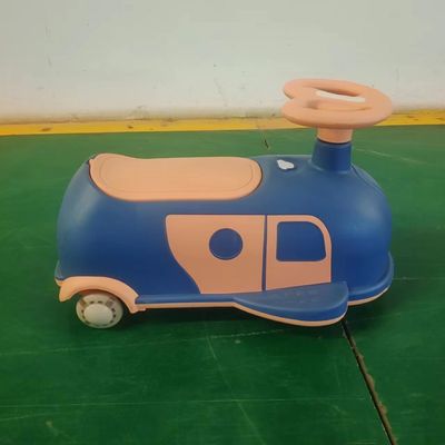 Grüne Kunststoffqualität Happy Baby Balance Car für Kinderspielzeug Fahrt mit dem Auto Direktrabatt