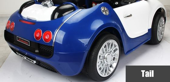 Fernbedienung Kinderspielzeug Elektroautos mit Kunststoffmaterial und 550 * 2 Motor