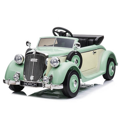 Batteriebetriebene Kinderfahrt im Elektroauto mit Licht und Musik