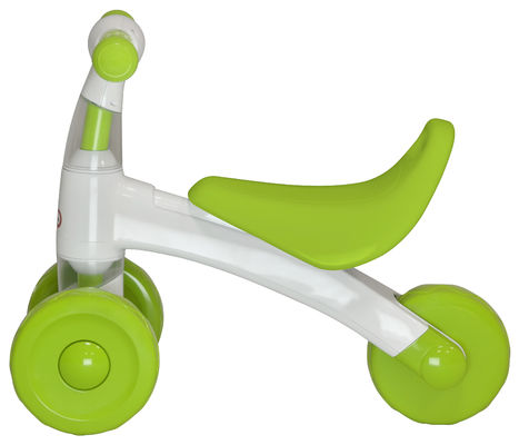 Pedal Balance Bike Ride On Car Toys Kinderroller mit Karton Größe 51,5*18*22cm
