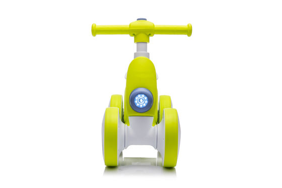 0-24 Jahre alter Kinder-Scooter mit Fernbedienung und Kunststoffrad
