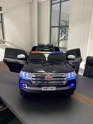 2023 Produkte Schwarz/Weiß Doppelsitz 12V Fernbedienung Batterie Fahrt auf Autos für Kinder