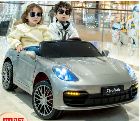 2023 Plastik 12V elektrische Fahrt auf dem Auto für Kinder 2 Sitzplätze Belastungsgewicht 60KG Nutzen