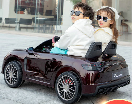 2023 Plastik 12V elektrische Fahrt auf dem Auto für Kinder 2 Sitzplätze Belastungsgewicht 60KG Nutzen
