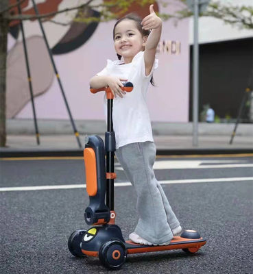 Weiches Ledersitz 3 Räder Fahrt auf Roller Auto für Kinder Ein-Knopf-Faltbares Geschlecht Neutral